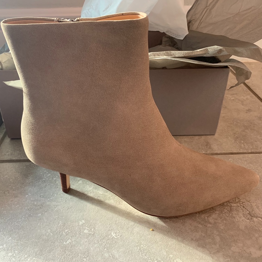 Halston Heritage Faith  stone washed ankle boot size 7